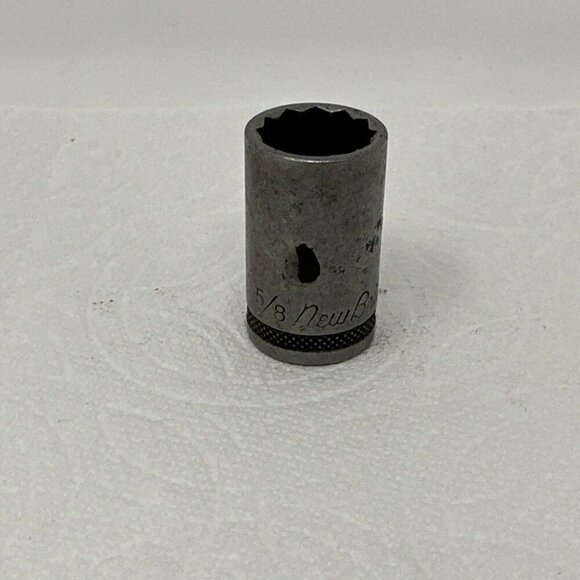 New Britain Socket 5/8" 12 Point Shallow 1/2" Drive NT1220 Made in USA Vintage - Picture 1 of 10